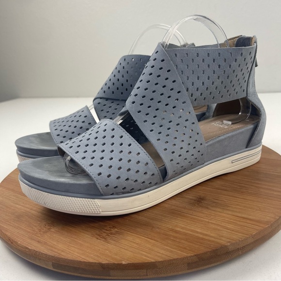Eileen Fisher Spirt Platform Sandal - Picture 3 of 9